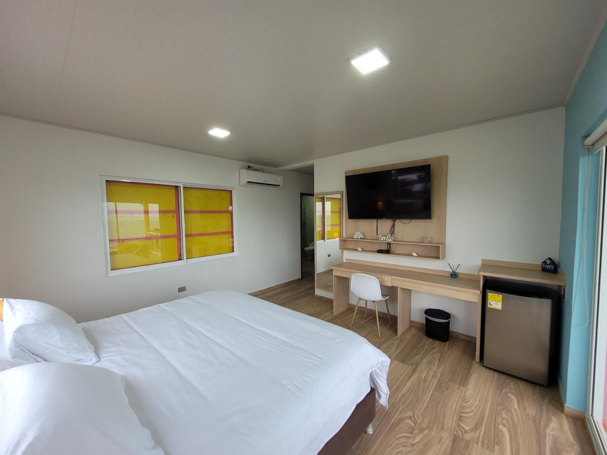 321 Surprise Beach House And Glamping Archibolds Екстериор снимка