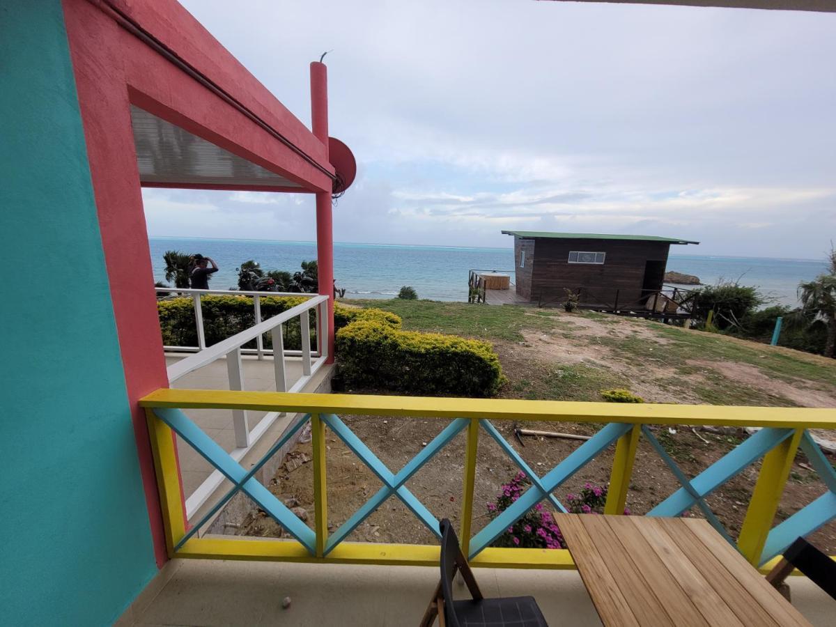 321 Surprise Beach House And Glamping Archibolds Екстериор снимка