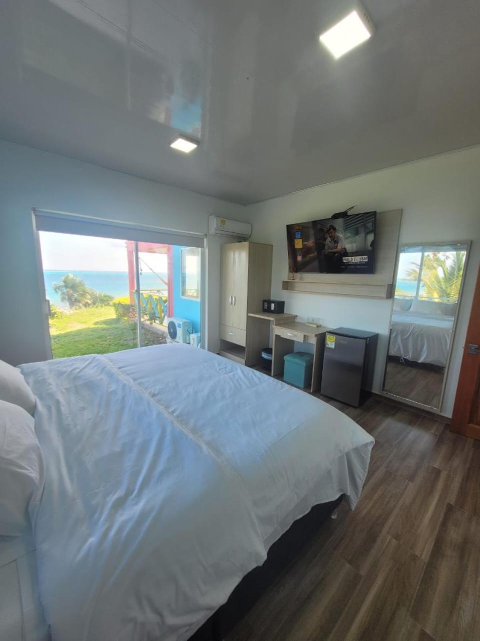 321 Surprise Beach House And Glamping Archibolds Екстериор снимка